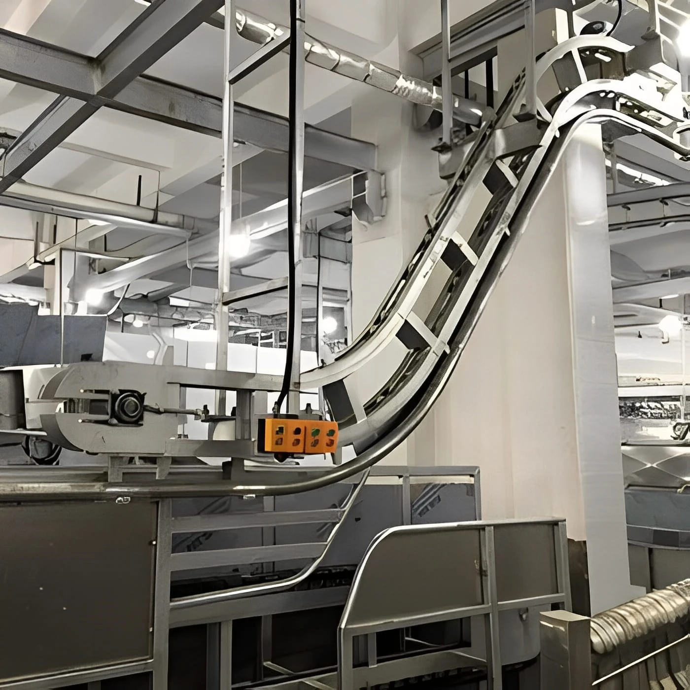 Pig Lifting Machine
